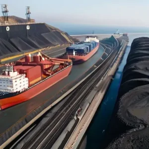 Уголь: минимизация пыления при перевалке и хранении